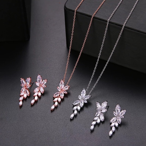 Anthro Fine Mini Marquise Crystal Large Long Leaf Shaped Pendant Necklace Wheat - Picture 2 of 11